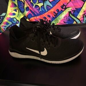 Nike Women's Black and White Athletic Shoes